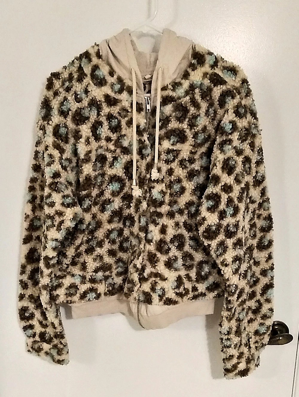 Easel Leopard Print Teddy Hoodie Size Small Like New